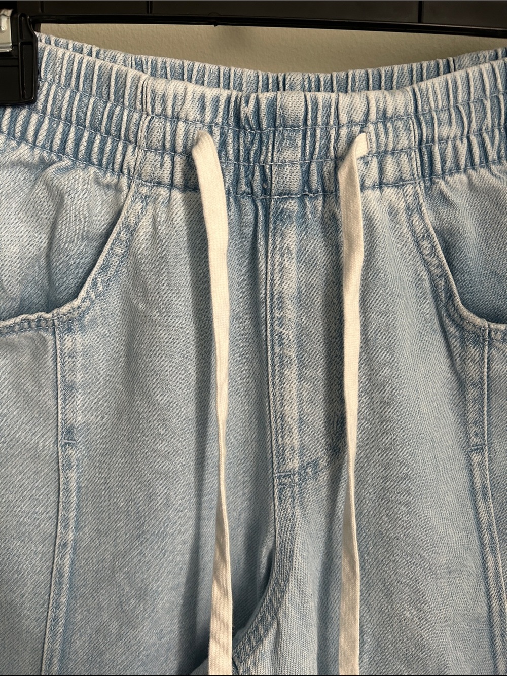 Universal Thread Light Blue Wide-Leg Drawstring Jeans - Picture 5 of 7